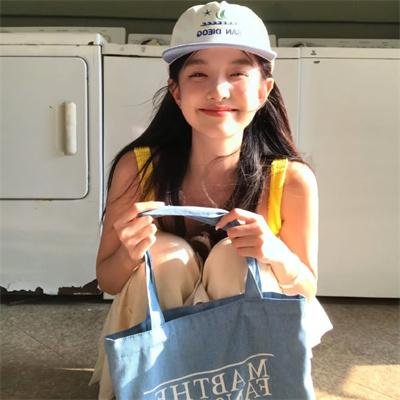鬼屋丽人